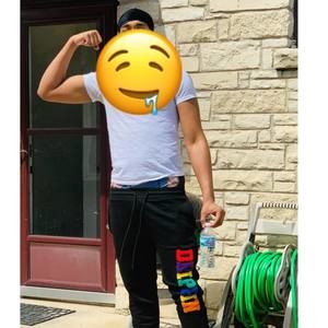 Meet your Posher, Travis